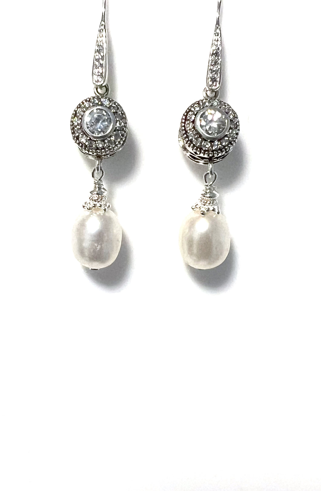 Freshwater White Pearls Earrings with Cubic Zirconia