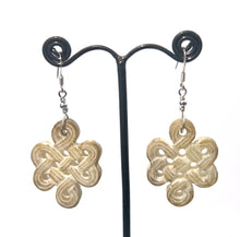 Load image into Gallery viewer, Australian Handmade White Necklace with Moss Agate Jade Pendant Pearls and Sterling Silver
